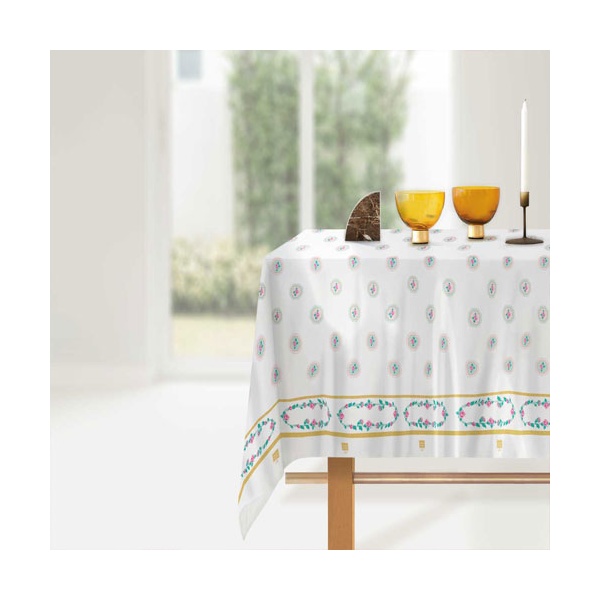 silk-tablecloth-golden-srring